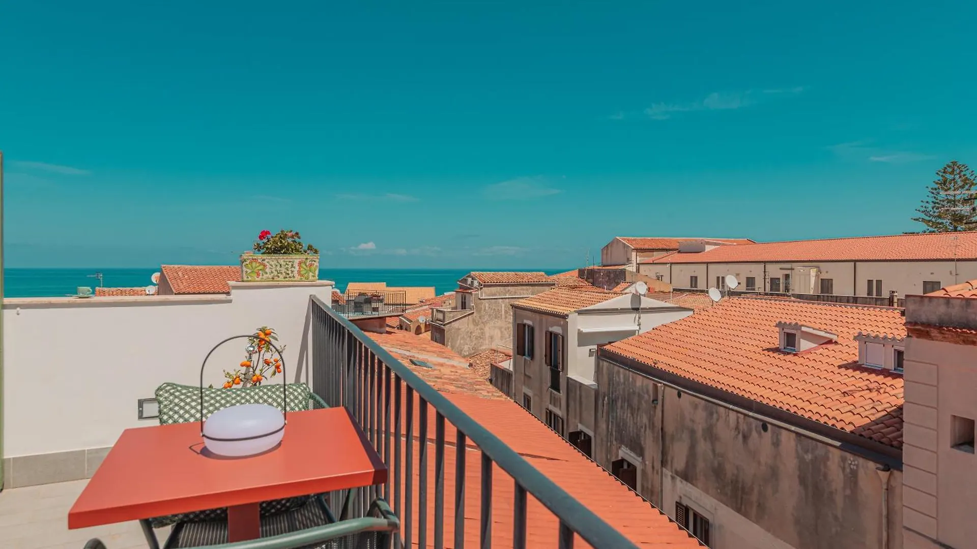 Palazzo Villelmi Cefalù 2*,  Italien